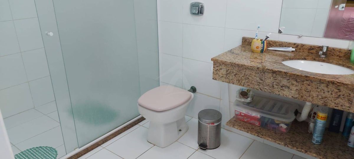 Pousada com 1 Sobrado + 3 Apt + 1 Casa - Itapema do Norte