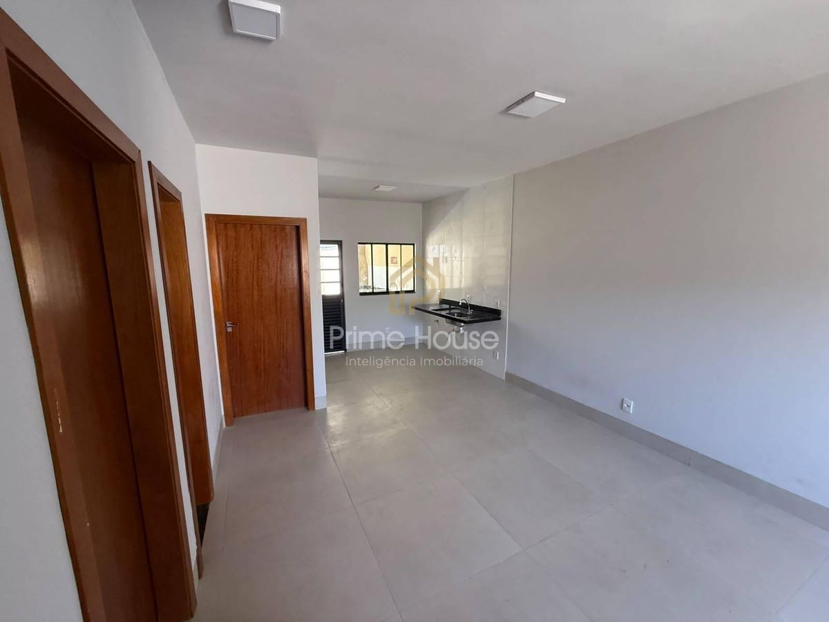 Vende-se Casa em Construção no Bairro Tropical Ville