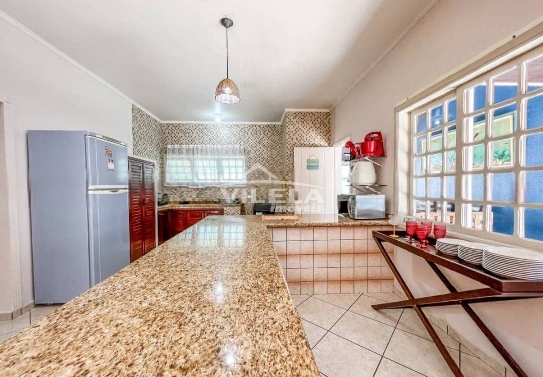 Belíssima Casa à Venda, Massaguaçu - Caraguatatuba