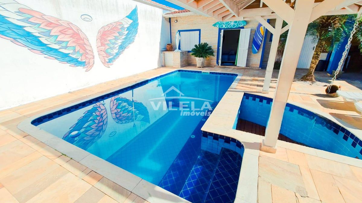 Belíssima Casa à Venda, Massaguaçu - Caraguatatuba