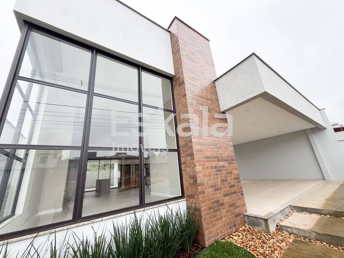 Casa Com 01 Suíte + 02 Quartos Três Rios Do Norte - Jaraguá Do Sul