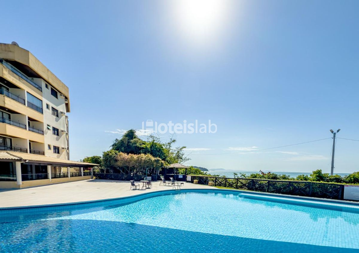 Apartamento de um quarto no Merit Plaza