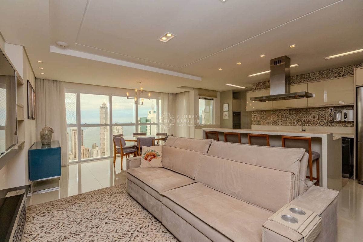 Locação anual: Apartamento com 3 suítes, vista mar - Balneário Camboriú - Apartamento em Centro, Balneário Camboriú - para locação - IMOBILIÁRIA GUILHERME LTDA