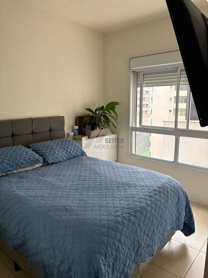 Apartamento com 2 quartos, Centro - Florianópolis