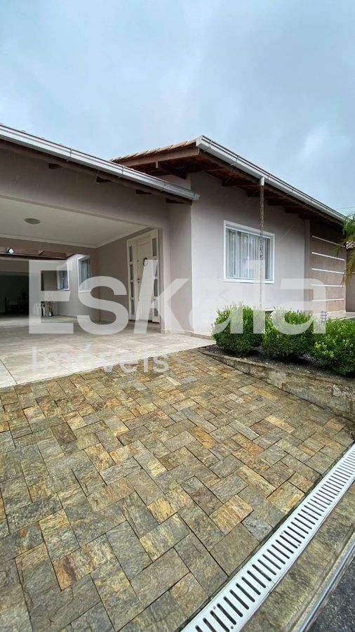 Casa Mobiliada Com 01 suíte + 03 Quartos Czerniewicz - Jaraguá Do Sul