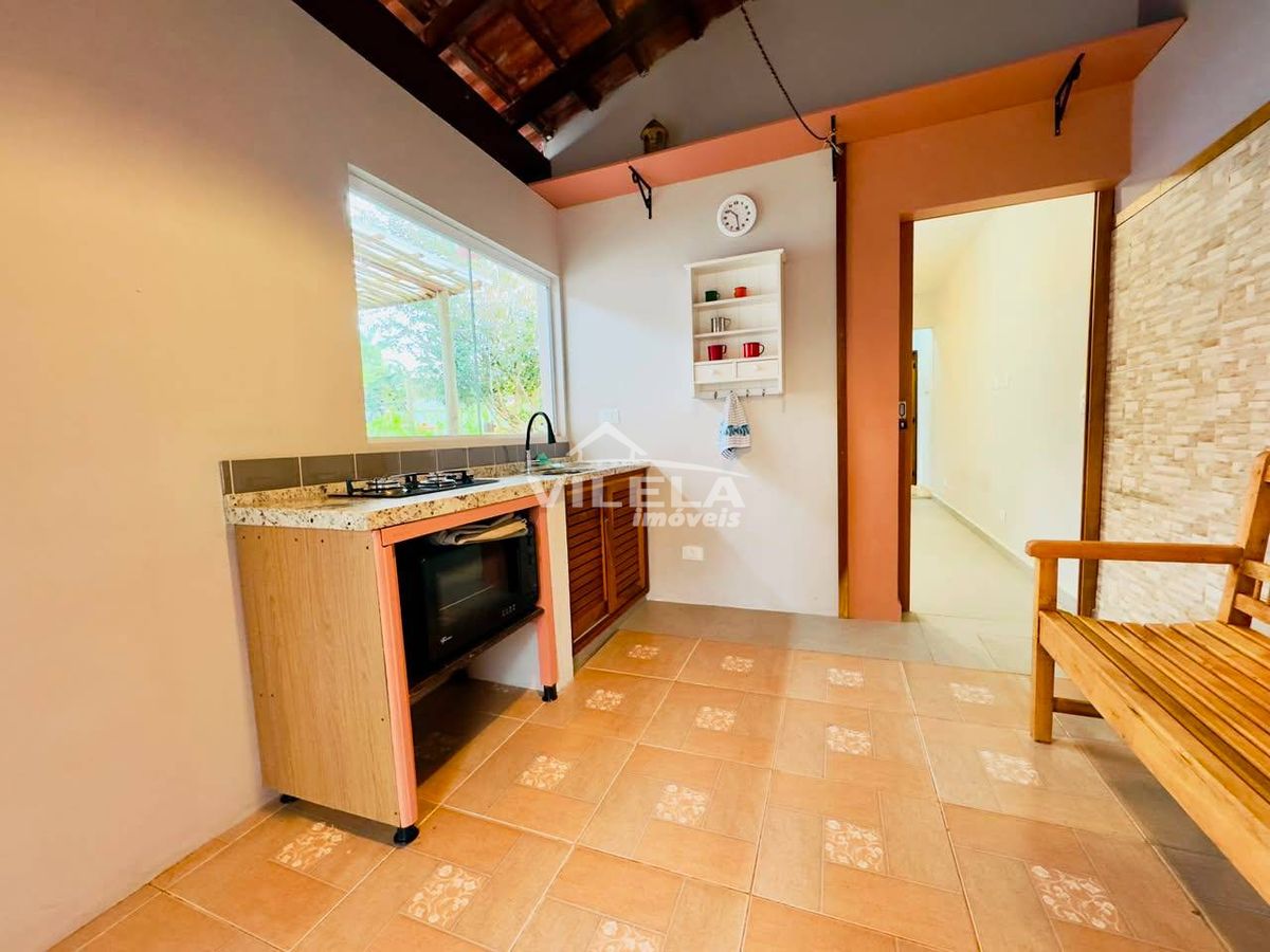 Casa Térrea-Bairro Jardim Britânia-Caraguatatuba-Sp