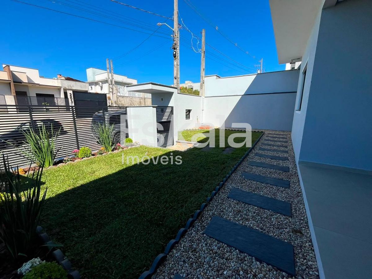 Casa Residencial Contendo 02 Dormitórios Nereu Ramos - Jaraguá Do Sul