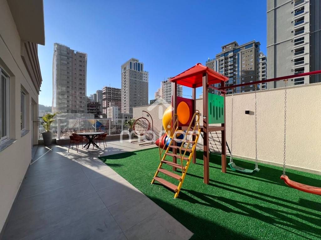 Apartamento a 350m da praia com 2 quartos, Morretes - Itapema