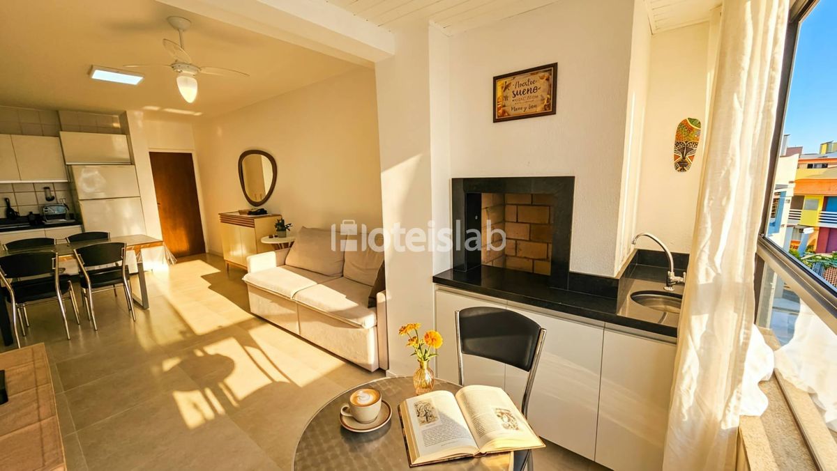 Lindo apartamento de 2 quartos localizado em Canasvieiras!