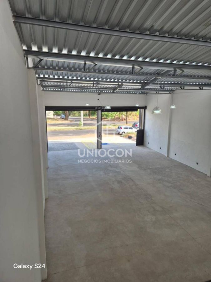Loja-Salão, 237 m² - Foto 1