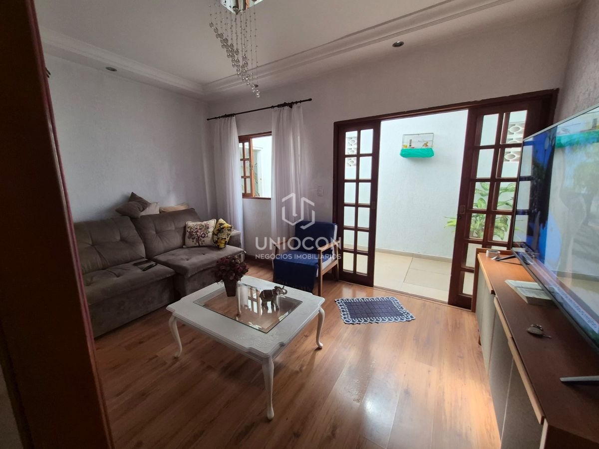 Casa, 3 quartos, 280 m² - Foto 8