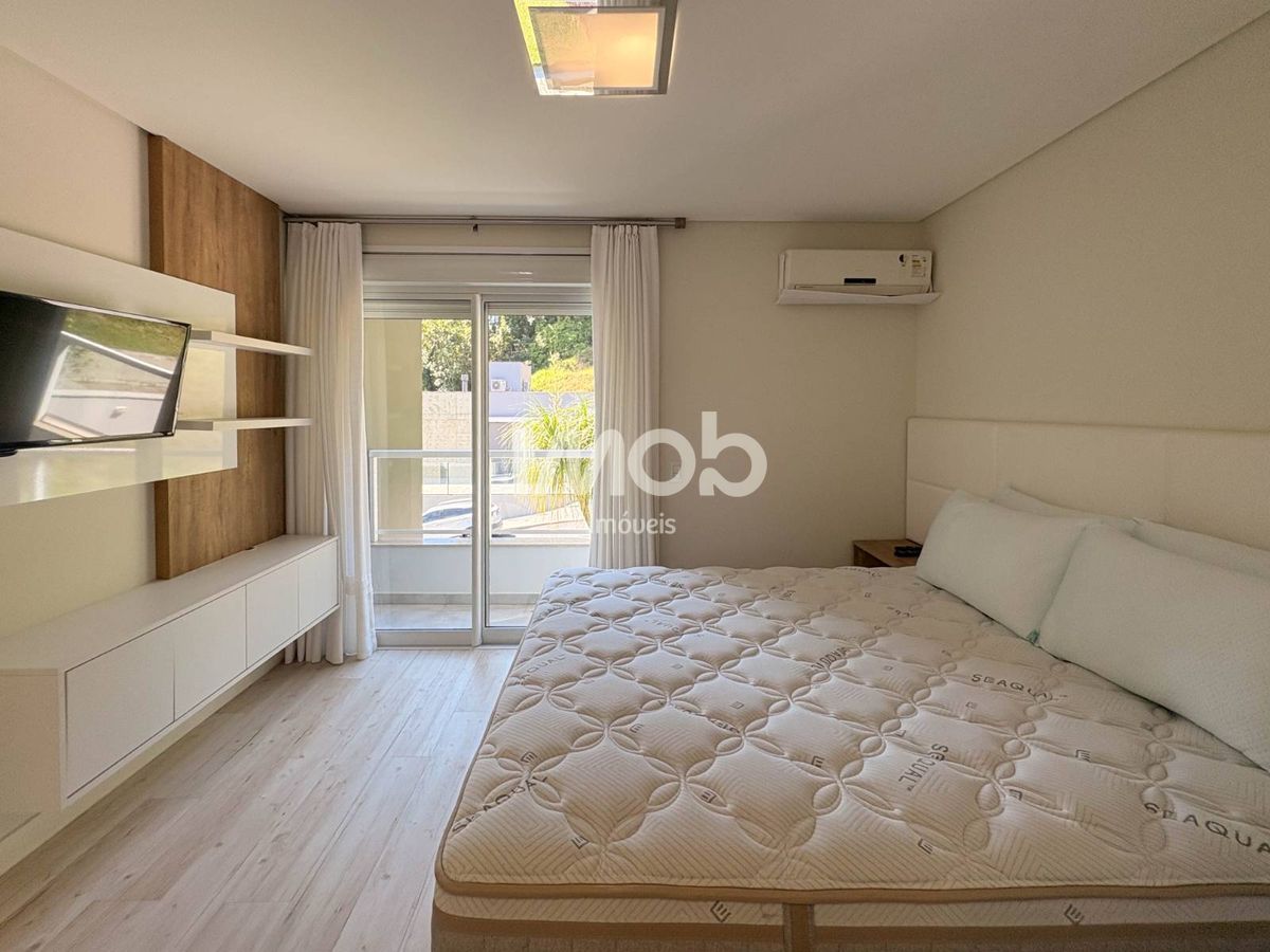 Casa, 3 quartos, 250 m² - Foto 13