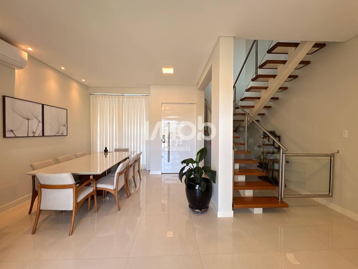 Casa, 3 quartos, 250 m² - Foto 5