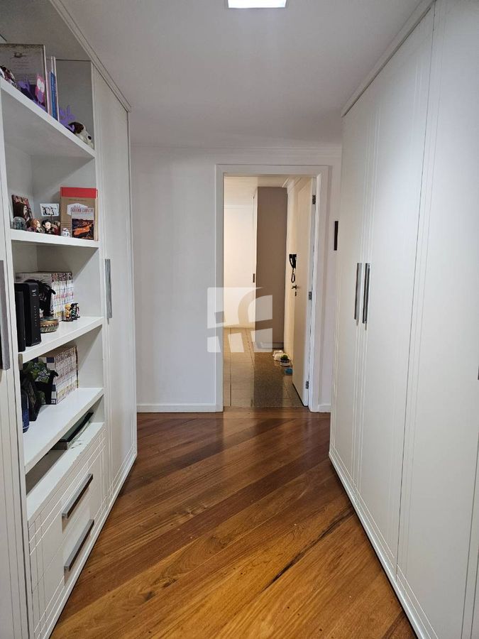 Apartamento com 4 quartos, Campo Belo - São Paulo