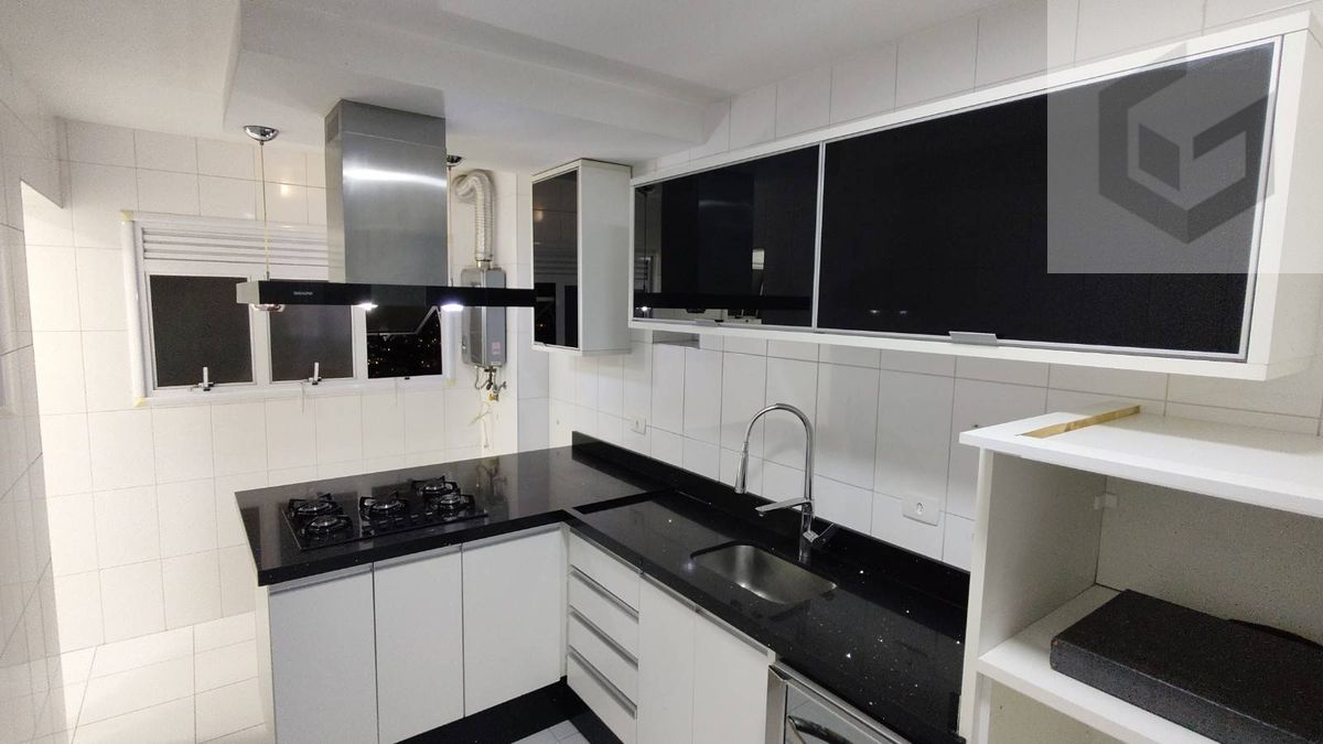 Apartamento com 3 dormitórios, 1 suíte, 1 vaga, linda vista
