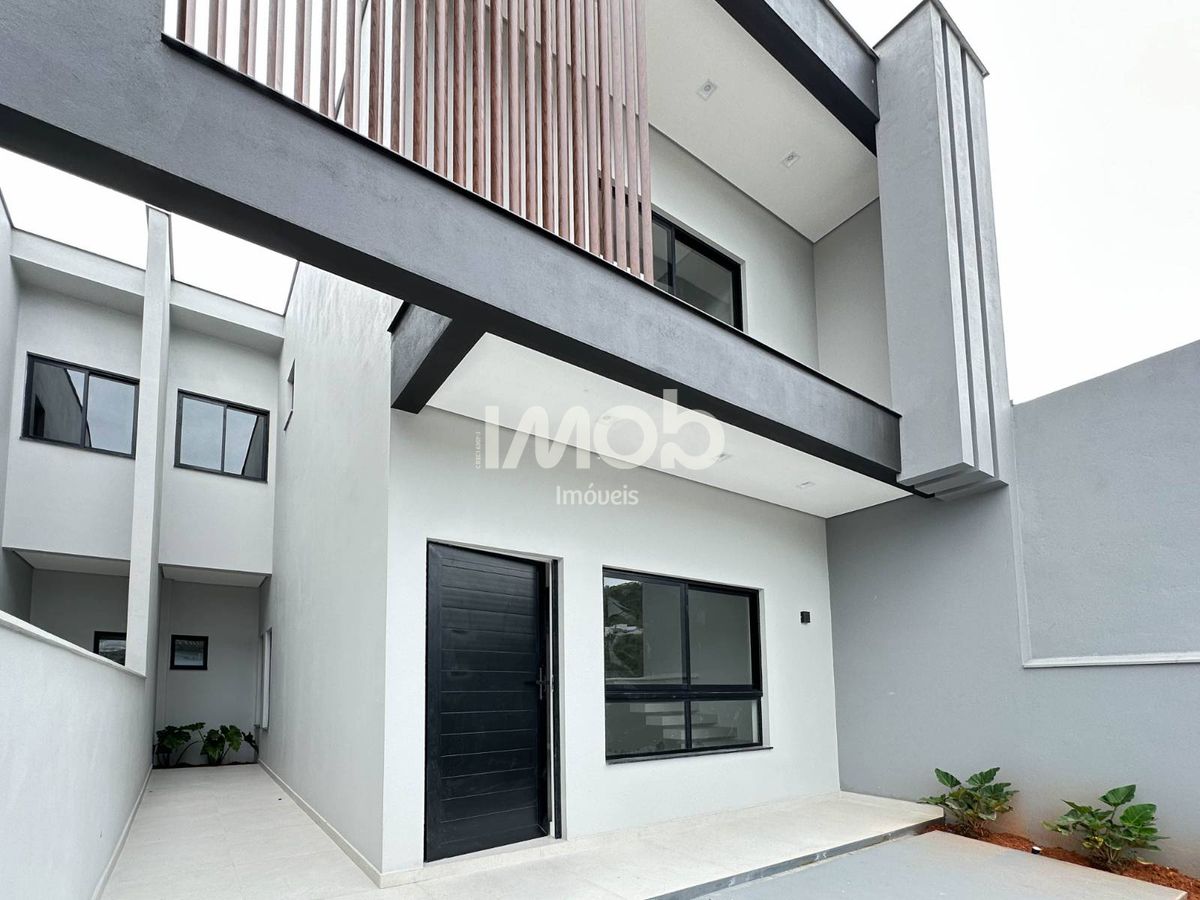 Casa, 3 quartos, 136 m² - Foto 2