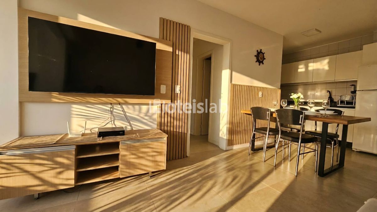Lindo apartamento de 2 quartos localizado em Canasvieiras!