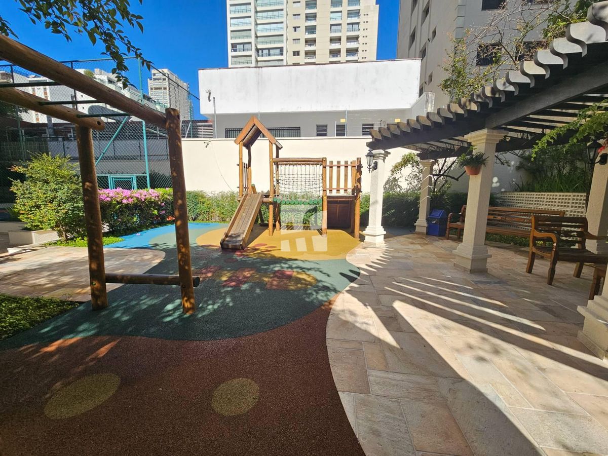 Apartamento com 4 quartos, Campo Belo - São Paulo