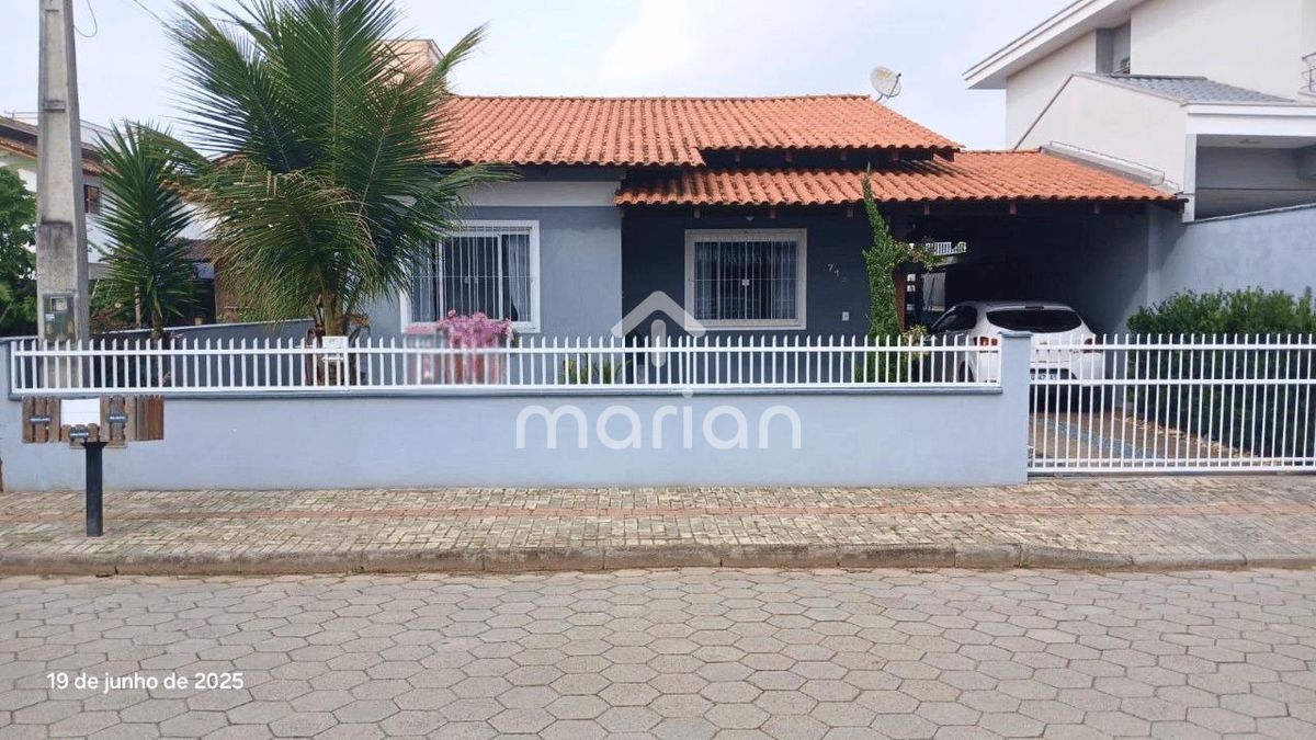 Casa, 3 quartos, 104 m² - Foto 1