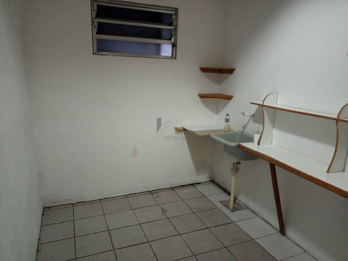 Casa comercial para locação no corrego grande