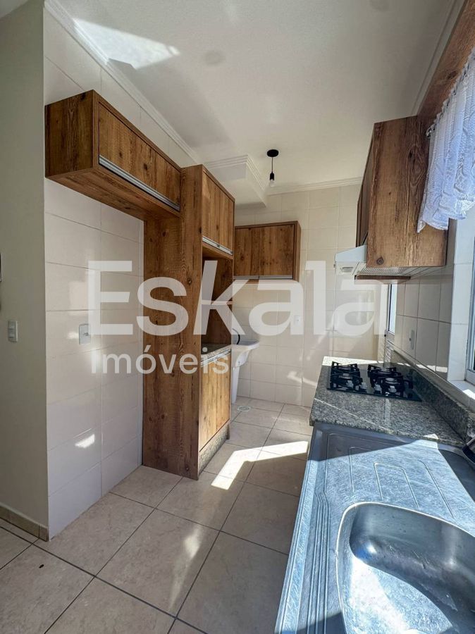 Apartamento Semi Mobiliado Com 02 Quartos Nereu Ramos - Jaraguá Do Sul
