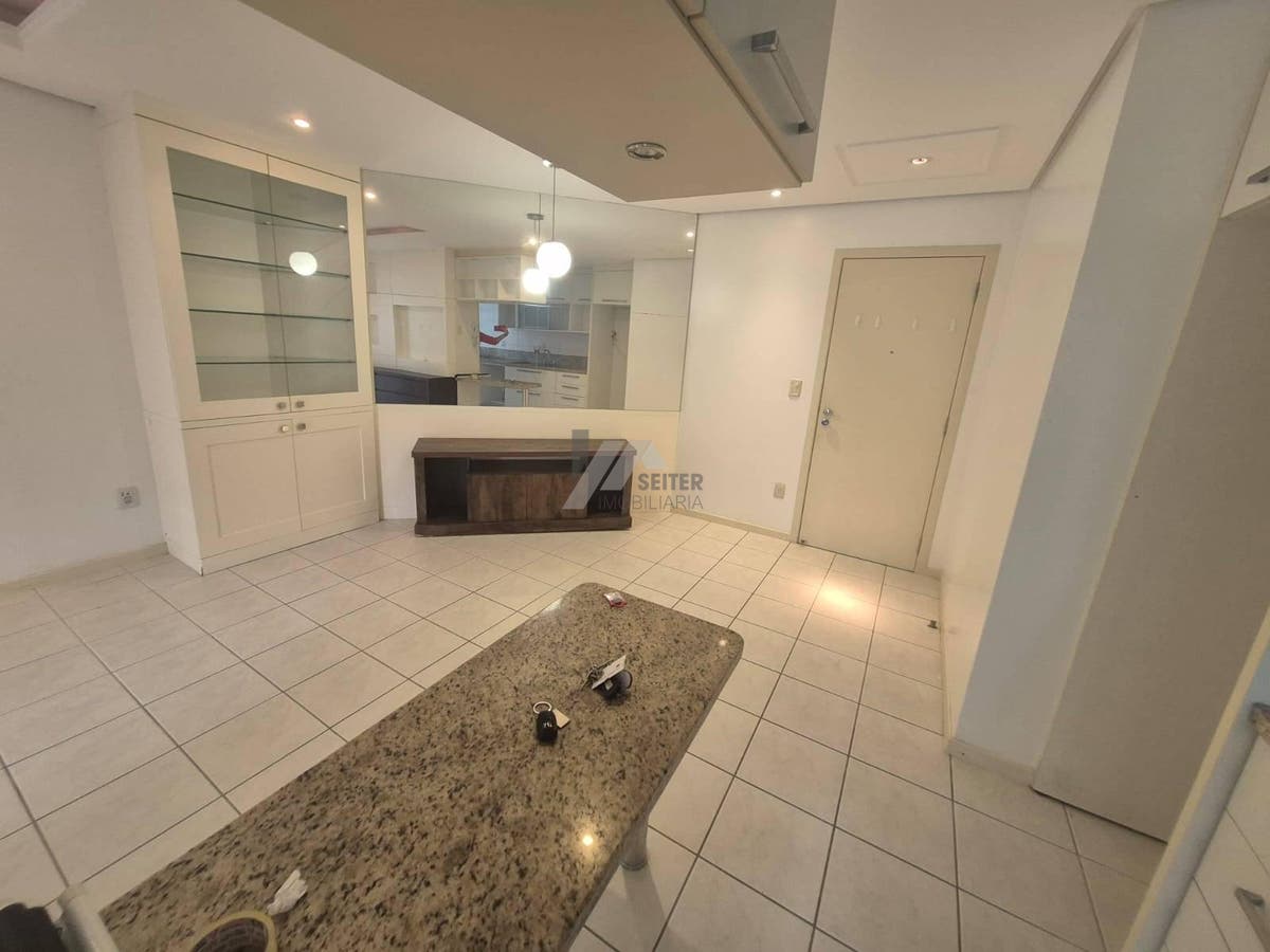 Apartamento de 2 Dormitorios aluguel Itacorubi Mobiliado