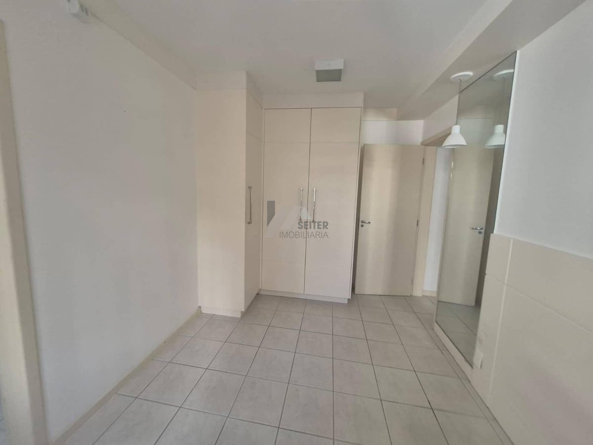 Apartamento de 2 Dormitorios aluguel Itacorubi Mobiliado