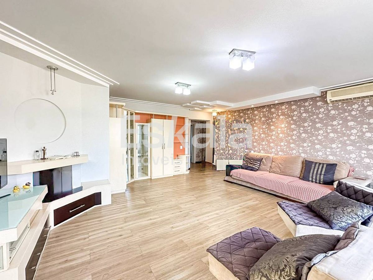 Cobertura, 3 quartos, 252 m² - Foto 3