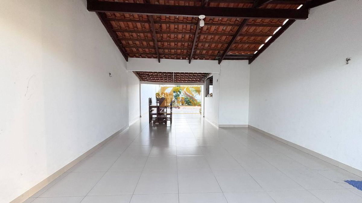 Casa, 4 quartos, 228 m² - Foto 3