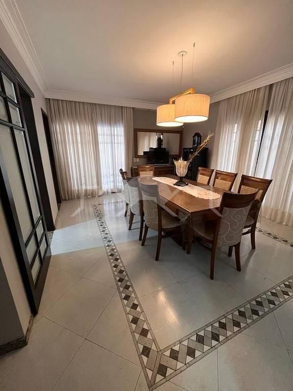 Casa, 3 quartos, 275 m² - Foto 8