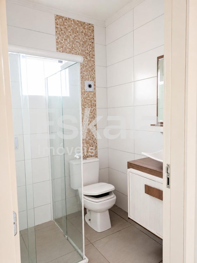 Casa Semimobiliada Com 02 Dormitórios Vila Lenzi - Jaraguá Do Sul