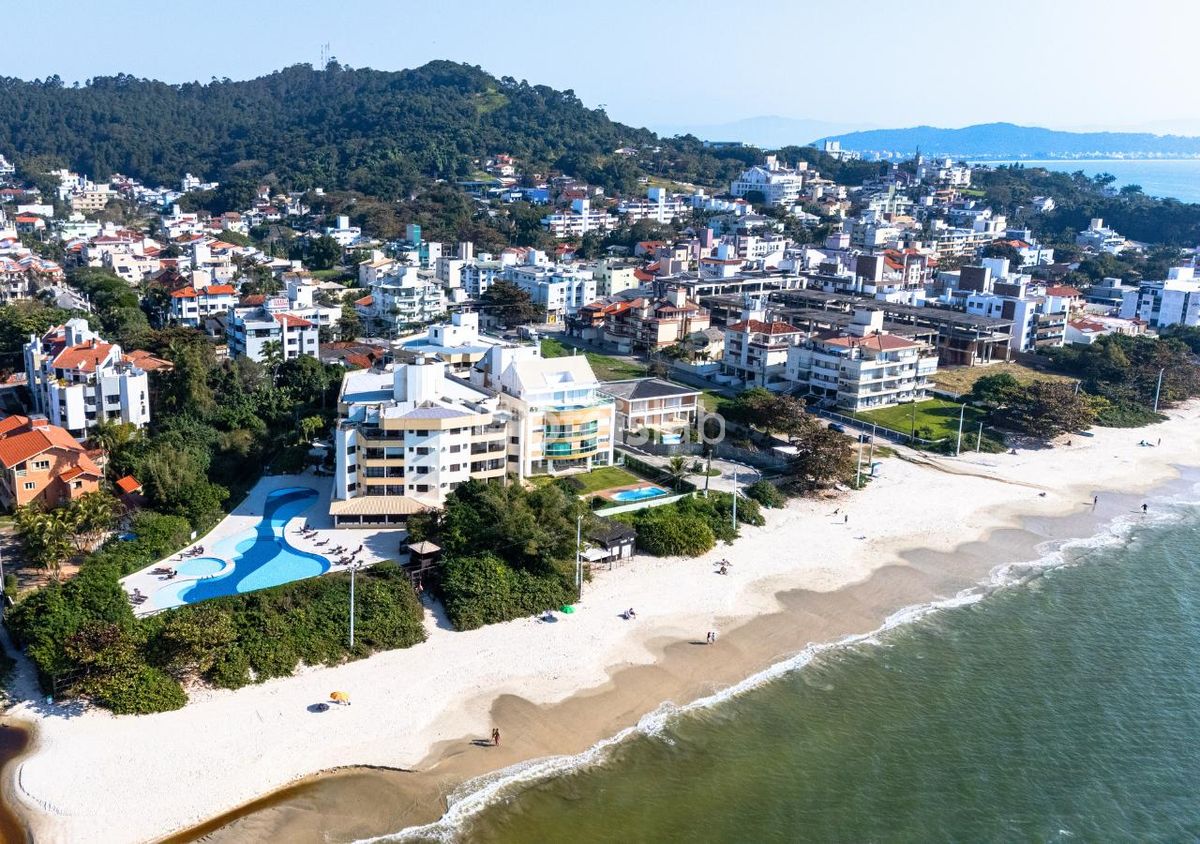 Apartamento de um quarto no Merit Plaza