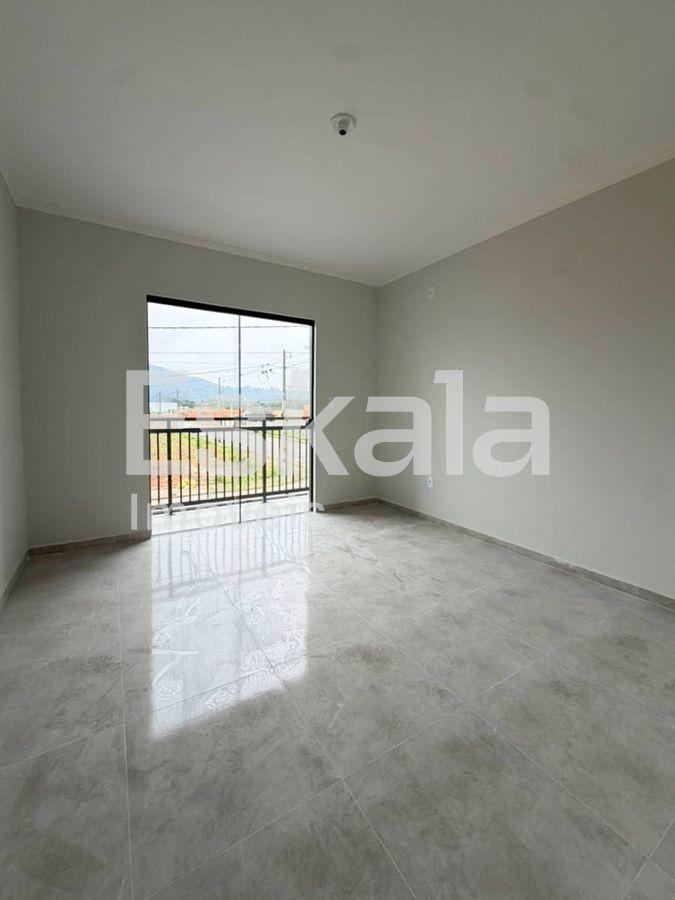 Sobrado Com 02 ou 03 Quartos Beira Rio - Guaramirim