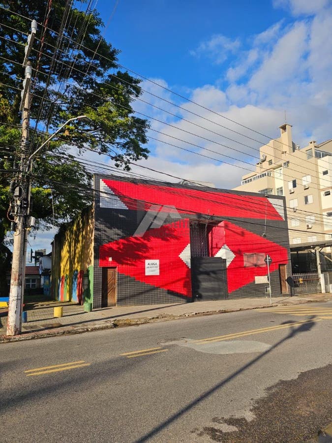 Galpão a venda bairro Capoeiras de 780m²