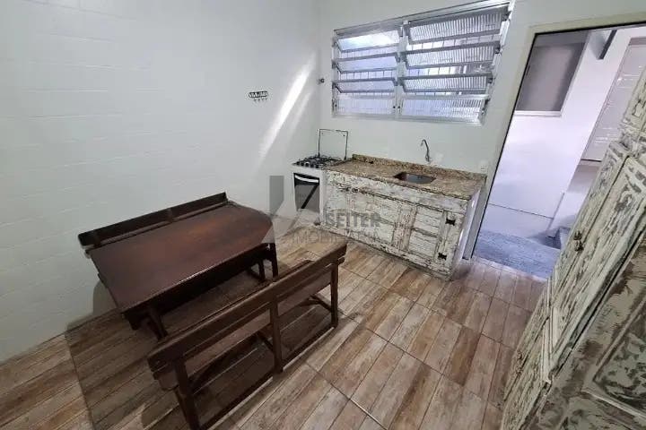 Alugo Casa na Trindade 3 dormitorios