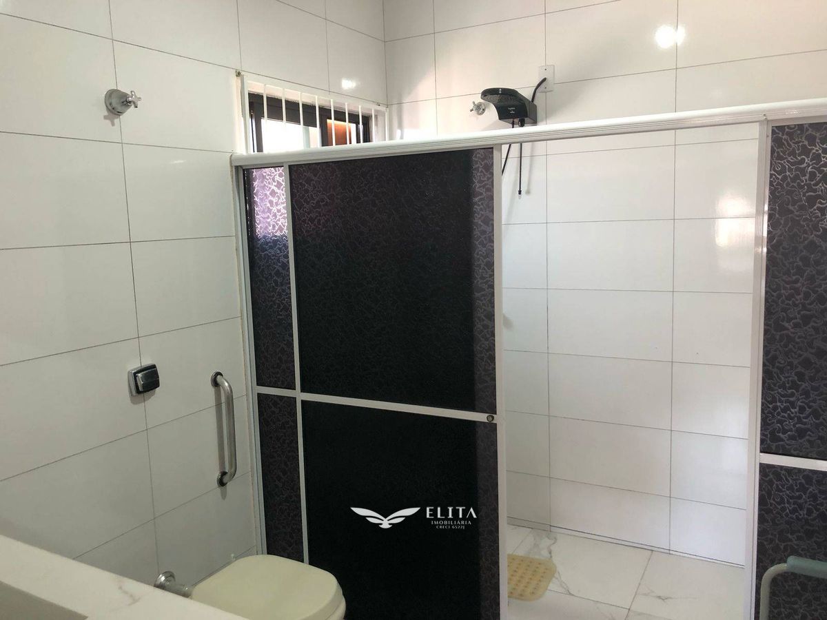 Casa com 3 quartos a R$ 1.170.000,00, no bairro Quinta dos Açorianos - Barra Velha Cód. 2091