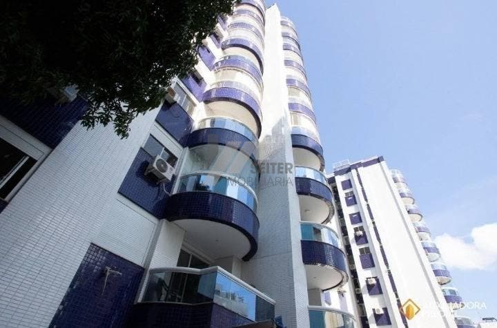 Apartamento á venda Itacorubi Florianópolis.