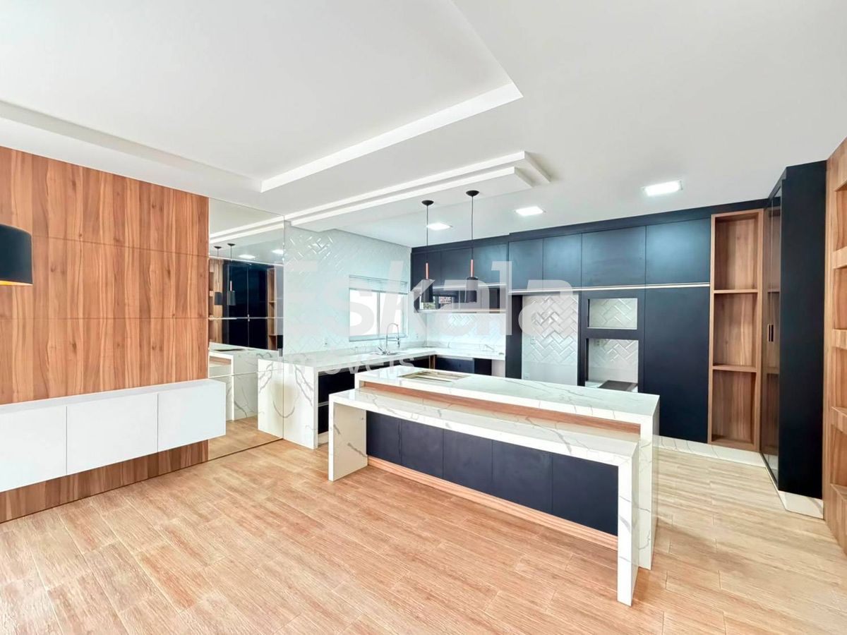 Casa, 3 quartos, 350 m² - Foto 1