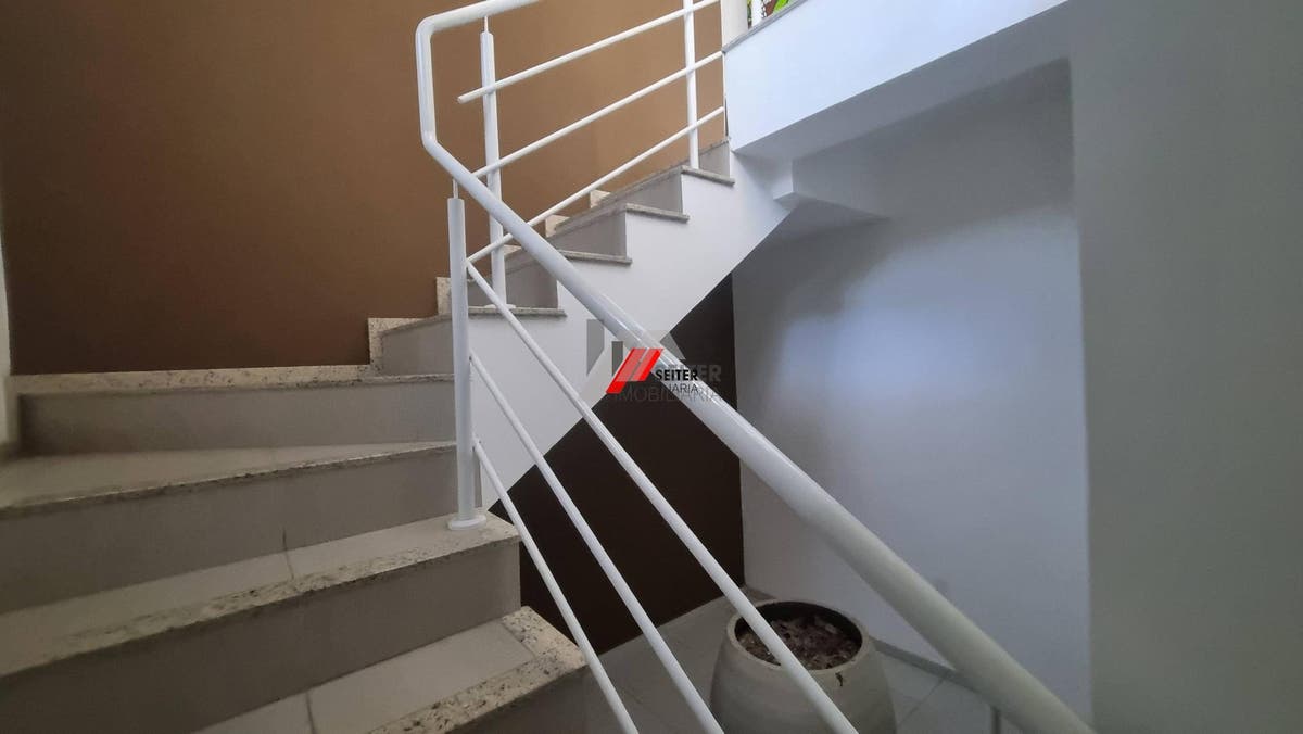 Casa de 3 suites a venda Lagoa da Conceiçao Florianopolis com 352 metros de area util