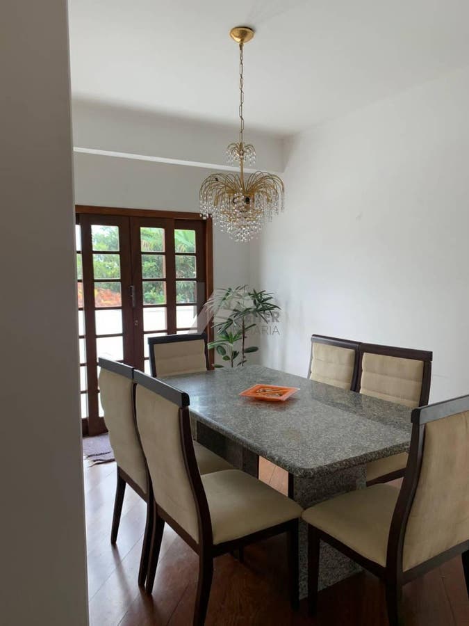 Casa com 5 quartos, Córrego Grande - Florianópolis