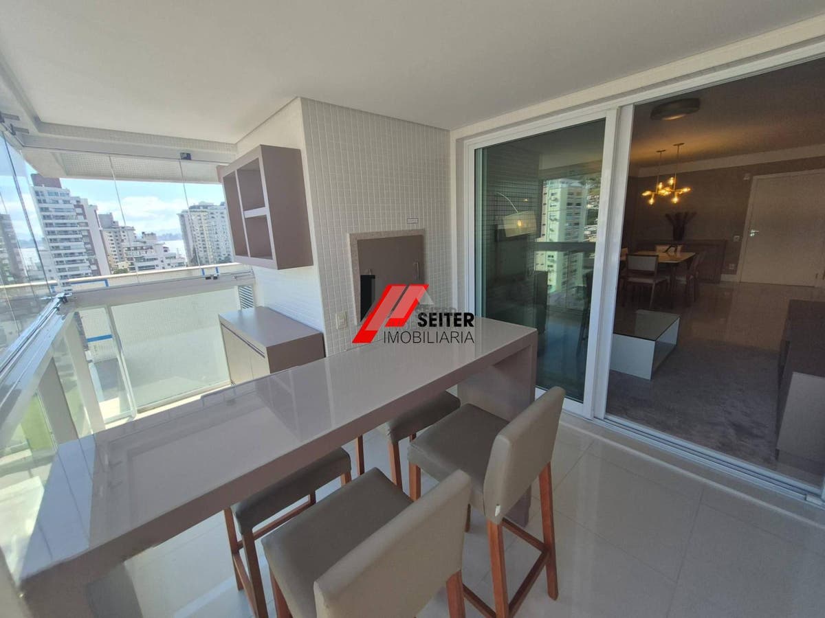 Apartamento de 2 quartos para alugar na Agronômica florianópolis
