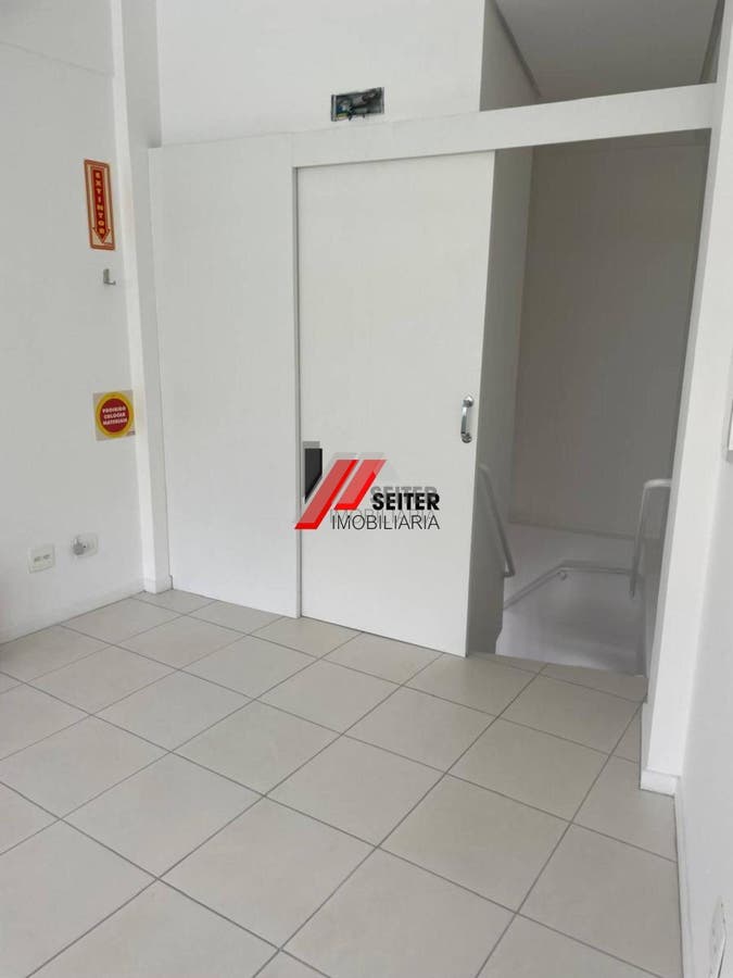 Loja para Venda no Córrego Grande em Florianópolis