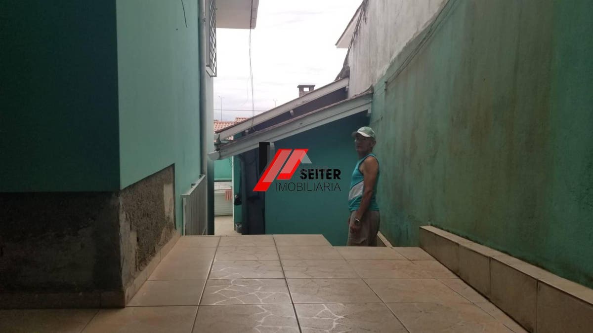 Casa 3 dormitórios com suite venda Pantanal Florianópolis