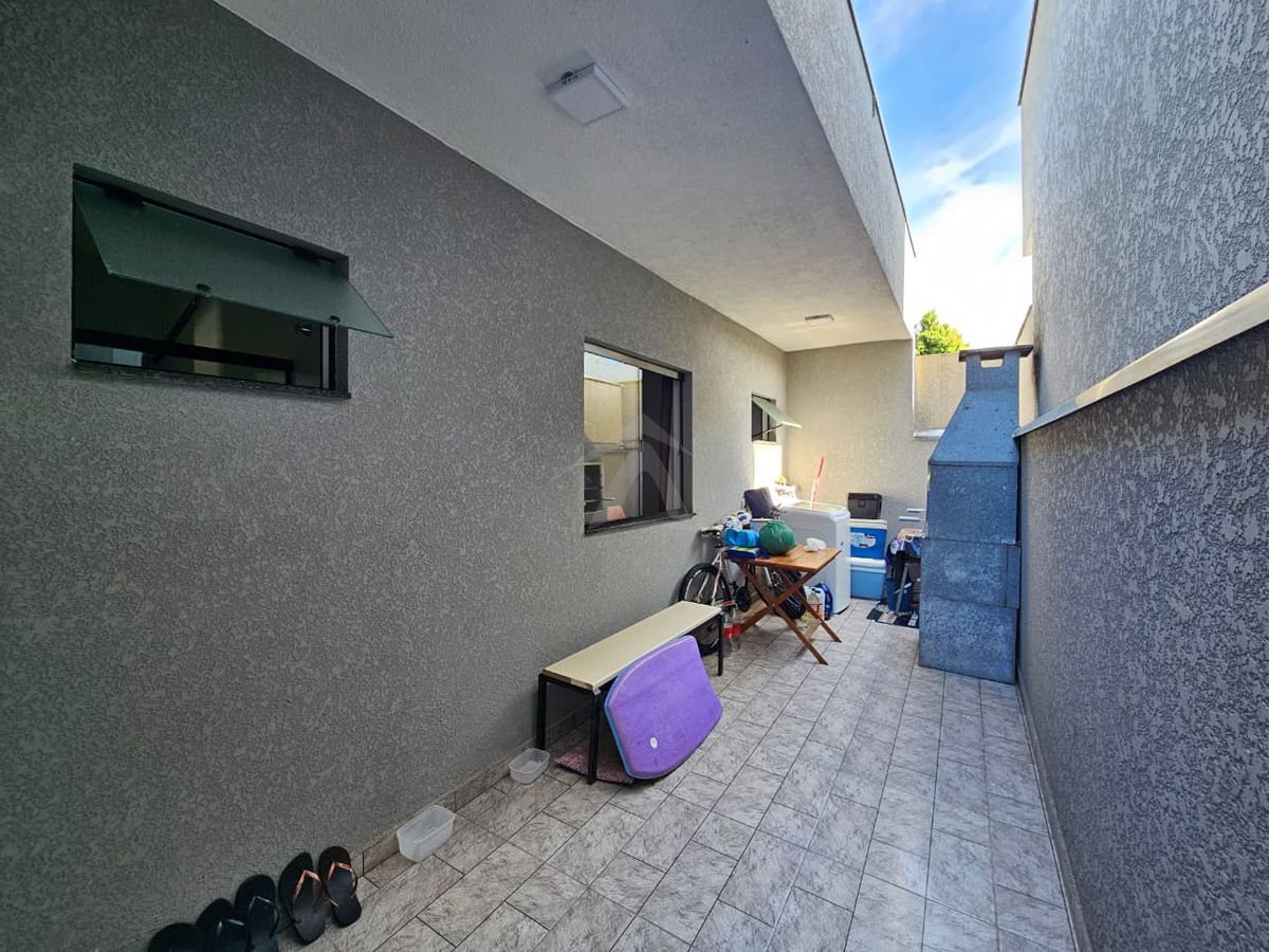 Casa, 3 quartos sendo 1 suíte, balneario rainha