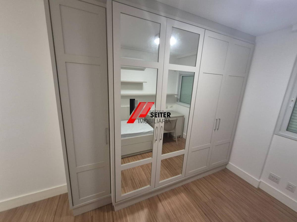 Apartamento de 2 quartos para alugar na Agronômica florianópolis