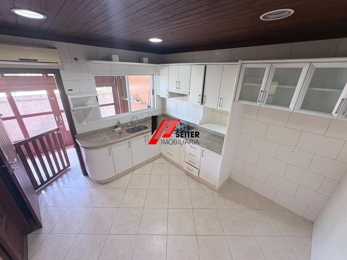 Sítio com casa a venda em florianópolis