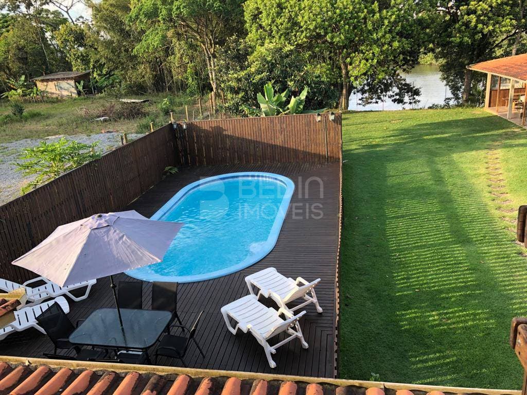 Casa de 5 quartos, 377m² no bairro São Francisco de Assis, em Camboriú | Eu Corretor