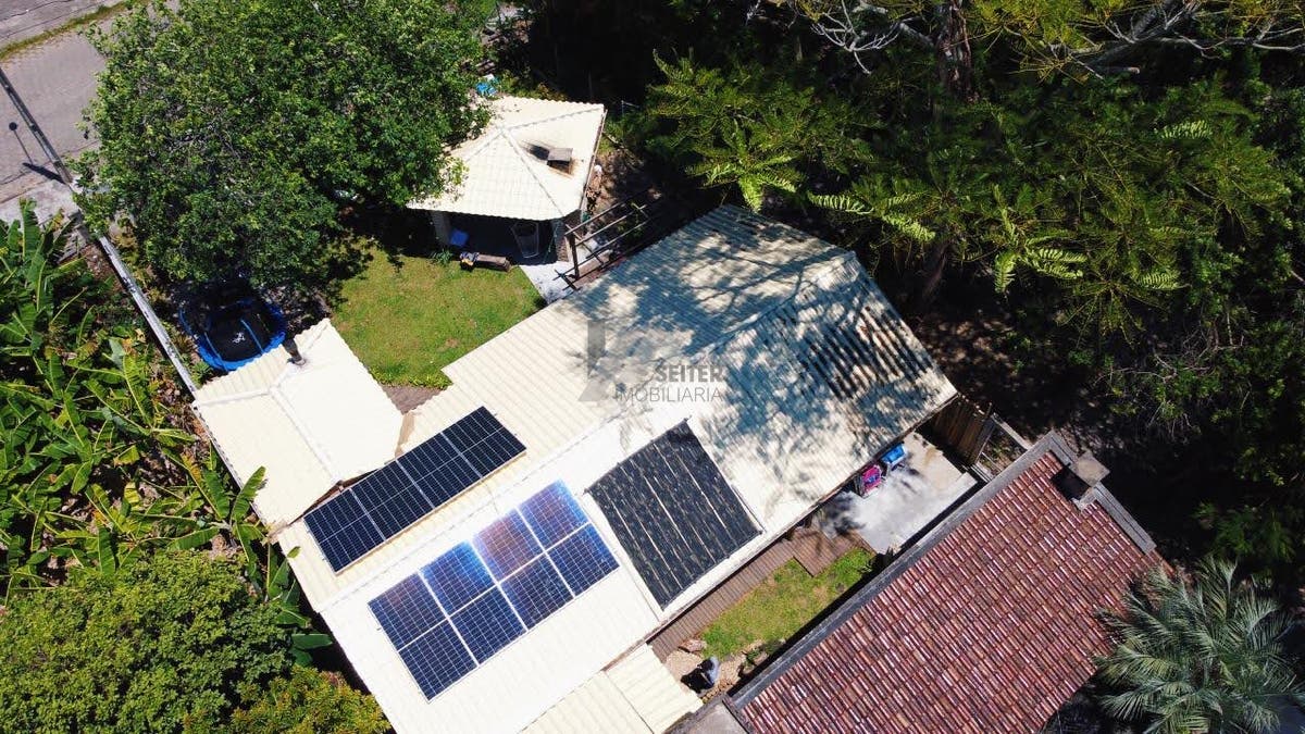 Casa 3 dormitórios com suite a venda Praia da Daniela Florianopolis
