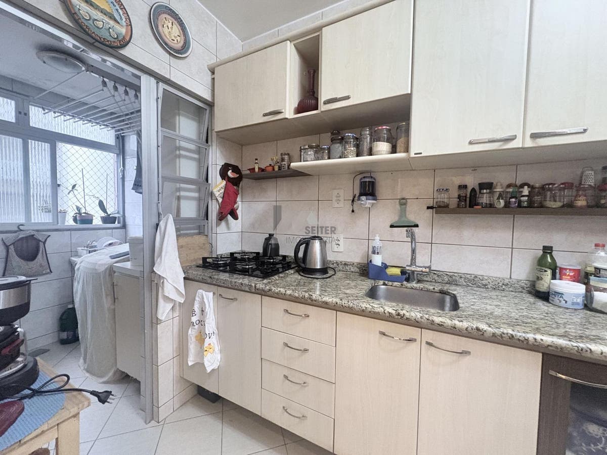 Apartamento de 3 dormitorios e 1 vaga a venda no Itacorubi