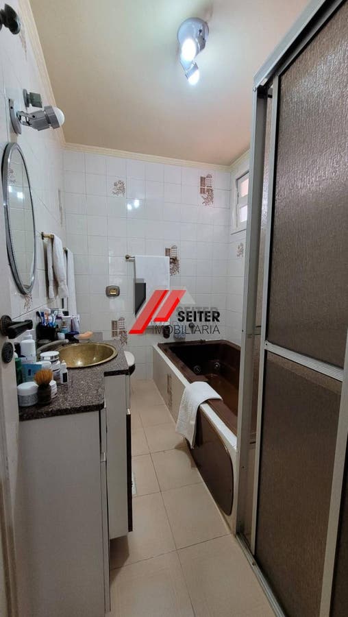 Casa com 4 quatro quartos para locação trindade florianópolis